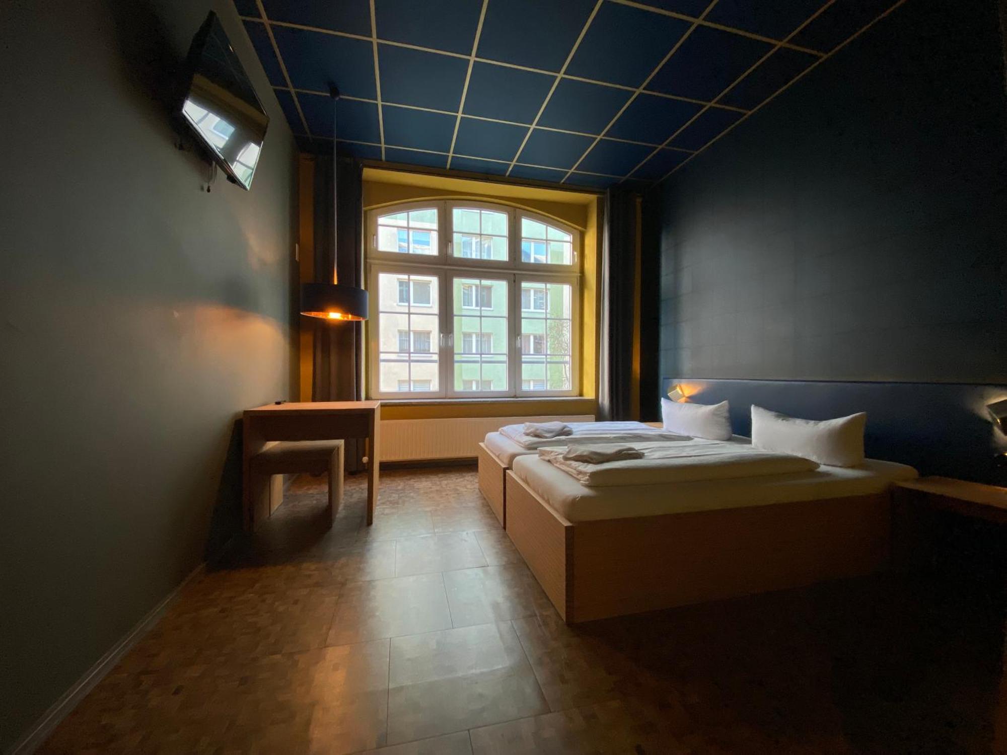 Singer109 Hostel, & * Berlin