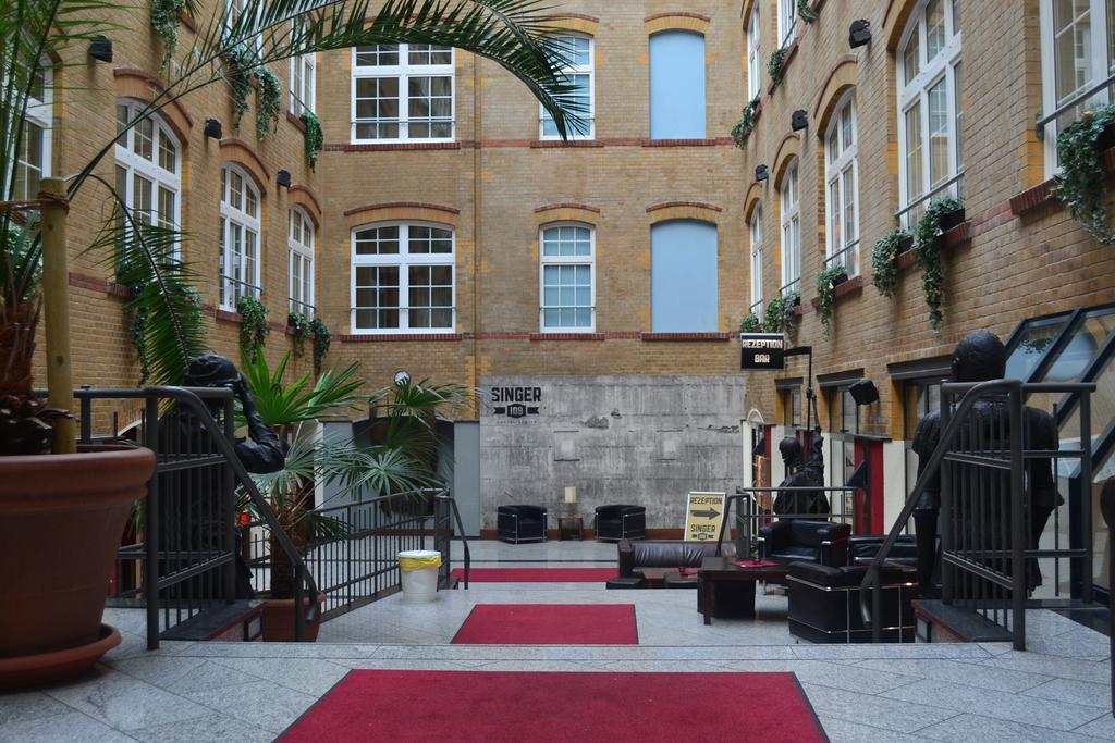 Singer109 Hostel, & Hostel