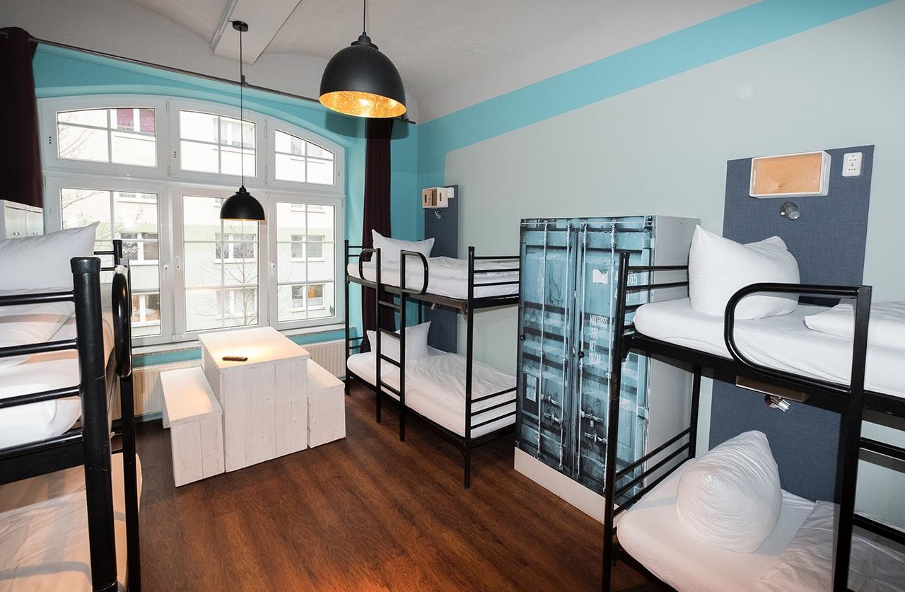 Singer109 Hostel, & Hostel